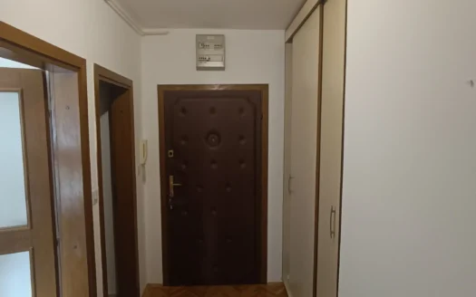 Jednosoban stan, centar grada!