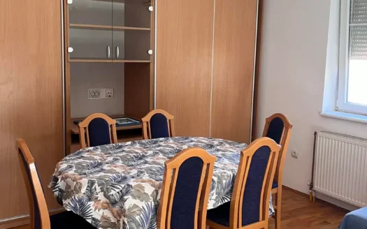 Namešten dvosoban stan Bulevar oslobođenja