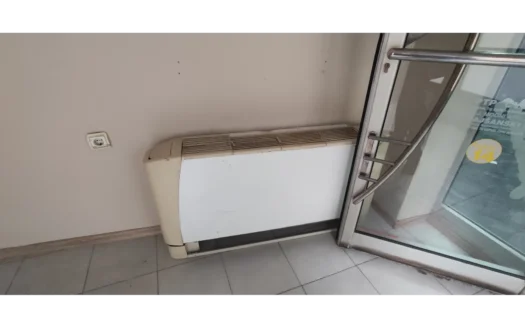 Lokal za prodaju u centru grada