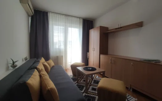 Garsonjera + parking mesto – Sajam – Ćirpanova