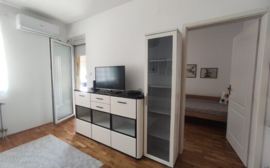 Dvosoban stan – Bulevar Evrope – Telepska