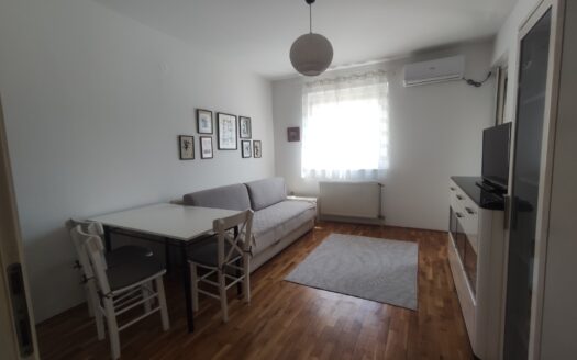 Dvosoban stan – Bulevar Evrope – Telepska